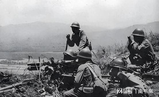 为什么北洋当兵吃饷能养一家人到老蒋时从军就连饭都吃不饱了？